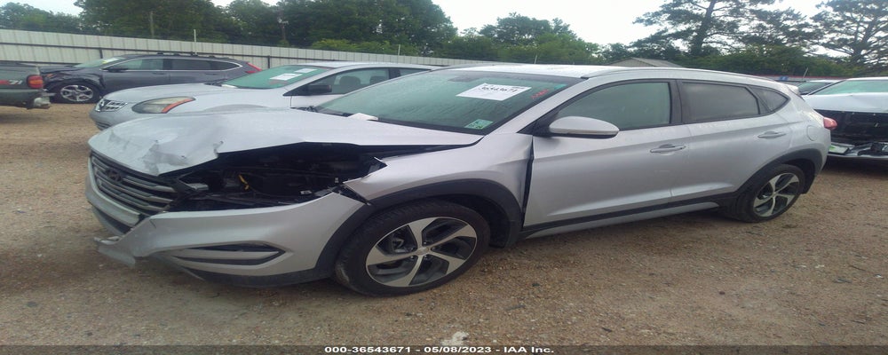 KM8J33AL1JU768470 2018 HYUNDAI TUCSON photo no. 2