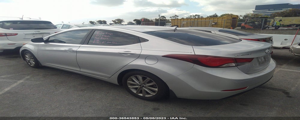 5NPDH4AEXFH557845 2015 HYUNDAI ELANTRA photo no. 3