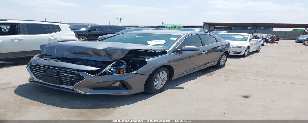 5NPE24AF5JH629901 2018 HYUNDAI SONATA photo no. 2