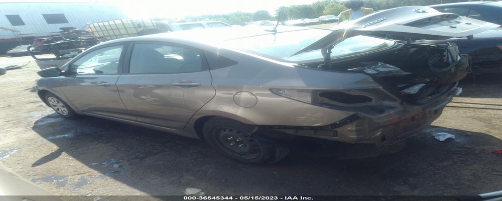 KMHCT4AE1HU393528 2017 HYUNDAI ACCENT photo no. 3