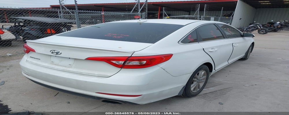 5NPE24AF1HH437384 2017 HYUNDAI SONATA photo no. 4