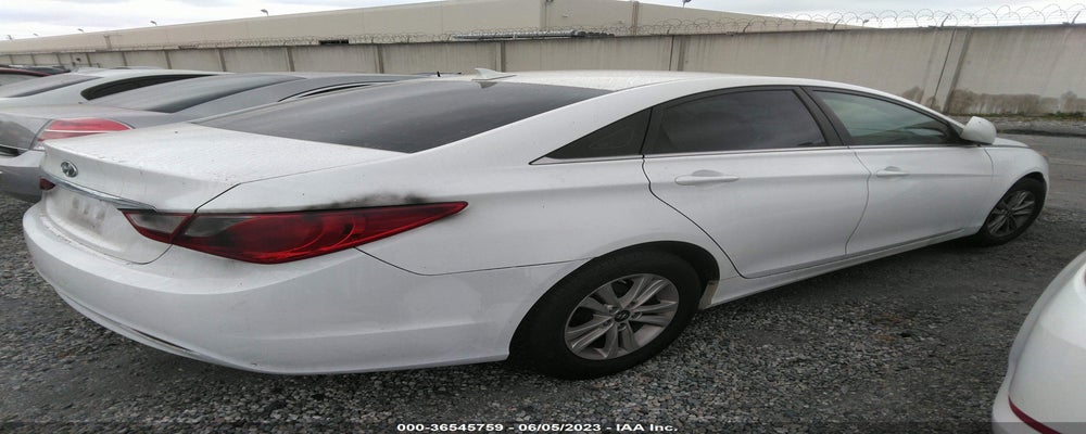 5NPEB4AC7DH538011 2013 HYUNDAI SONATA photo no. 4