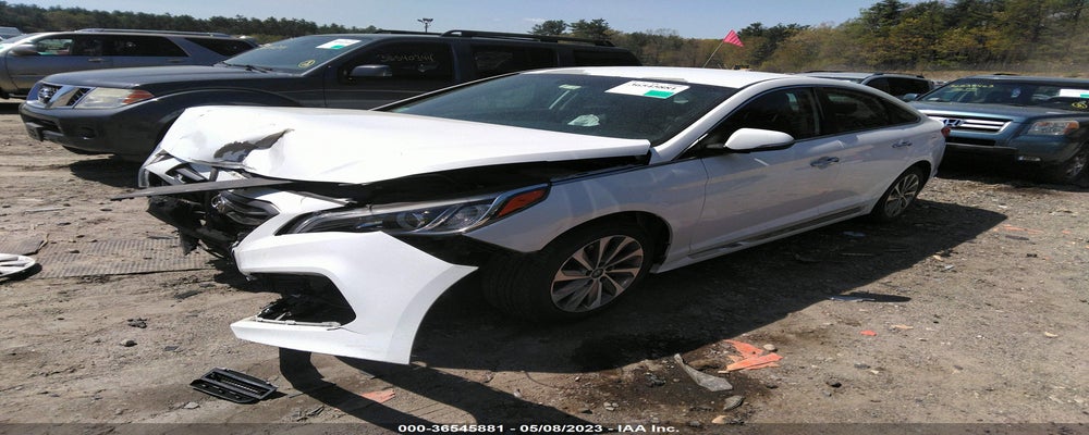 5NPE34AF4FH061550 2015 HYUNDAI SONATA photo no. 2