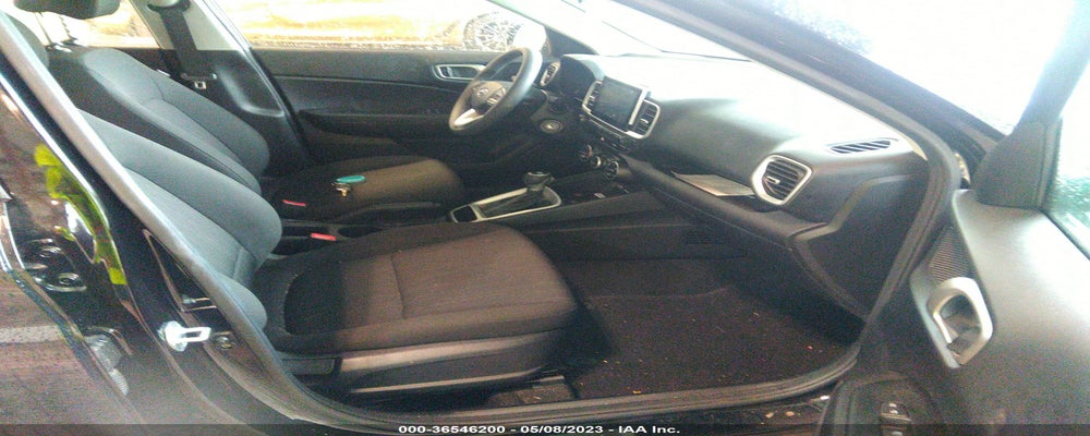 KMHRB8A39NU160057 2022 HYUNDAI VENUE photo no. 5