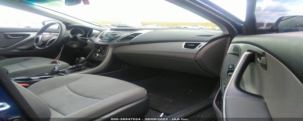 KMHDH4AE8GU601179 2016 HYUNDAI ELANTRA photo no. 5