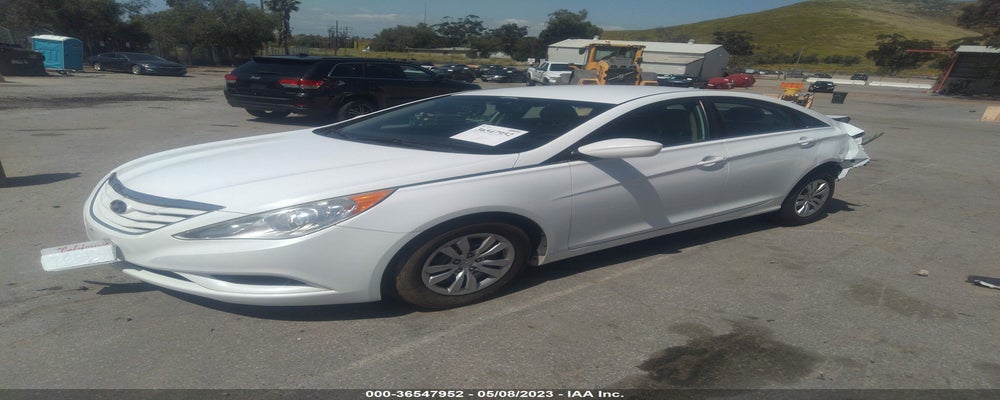 05NPEB4AC9DH52994 2013 HYUNDAI SONATA photo no. 2