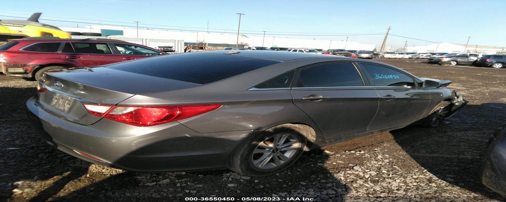 5NPEB4AC6DH669835 2013 HYUNDAI SONATA photo no. 4