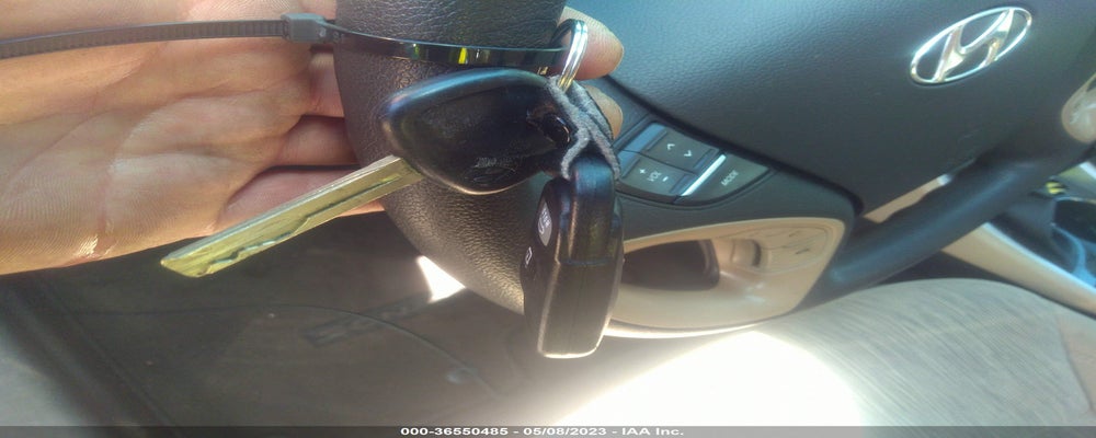 5NPEB4AC3EH947110 2014 HYUNDAI SONATA photo no. 11