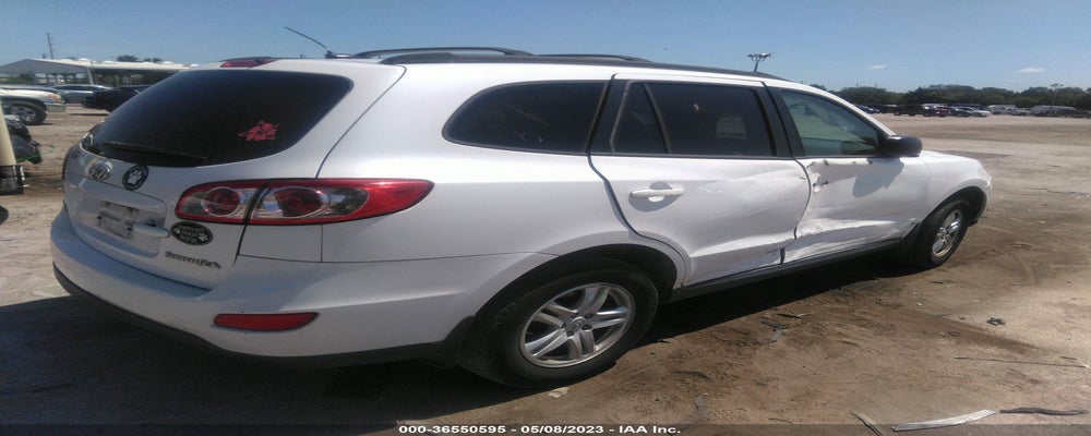5XYZG3ABXBG008821 2011 HYUNDAI SANTA FE photo no. 4