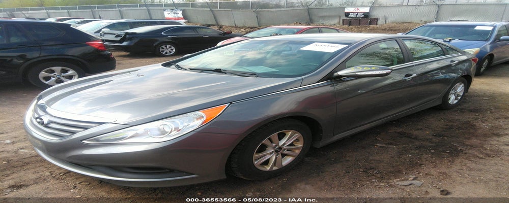 5NPEB4AC0EH887562 2014 HYUNDAI SONATA photo no. 2