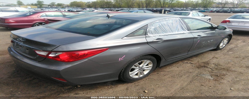 5NPEB4AC0EH887562 2014 HYUNDAI SONATA photo no. 4
