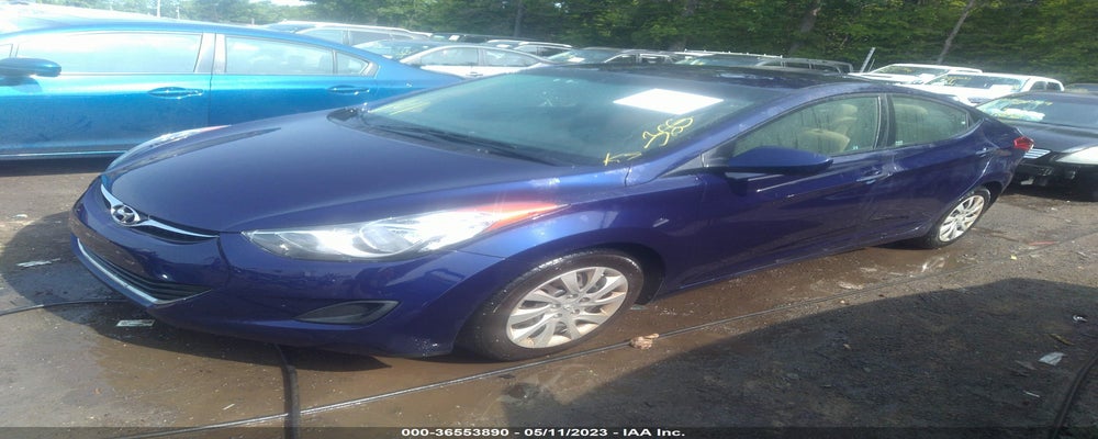 5NPDH4AE8DH215923 2013 HYUNDAI ELANTRA photo no. 2
