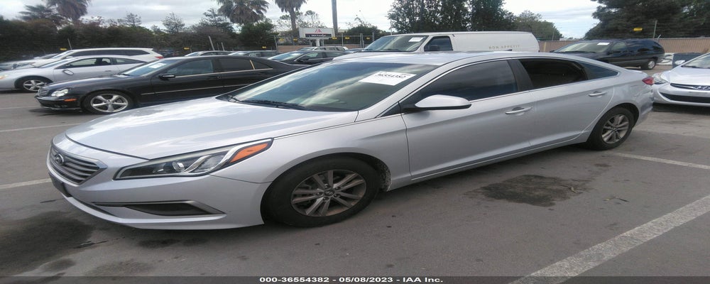 5NPE24AF1HH455626 2017 HYUNDAI SONATA photo no. 2