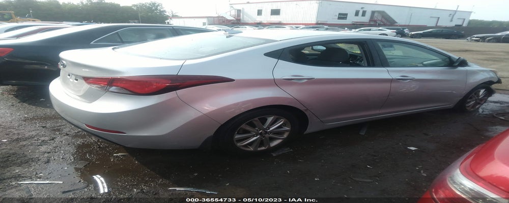 5NPDH4AE2FH619366 2015 HYUNDAI ELANTRA photo no. 4