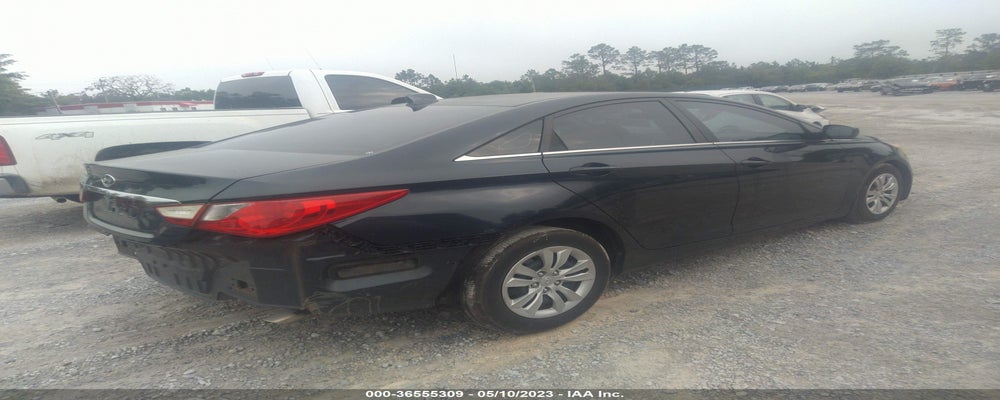 5NPEB4AC4BH187636 2011 HYUNDAI SONATA photo no. 4