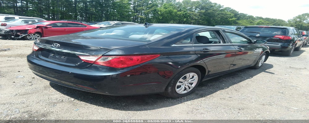 5NPEB4AC3BH284116 2011 HYUNDAI SONATA photo no. 4