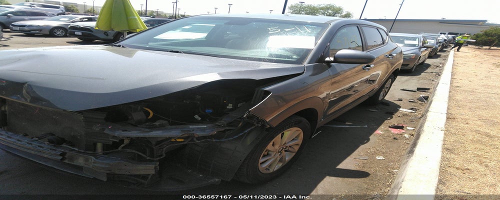 KM8J23A49GU227865 2016 HYUNDAI TUCSON photo no. 2