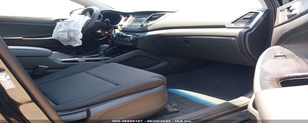 KM8J23A48HU278016 2017 HYUNDAI TUCSON photo no. 5