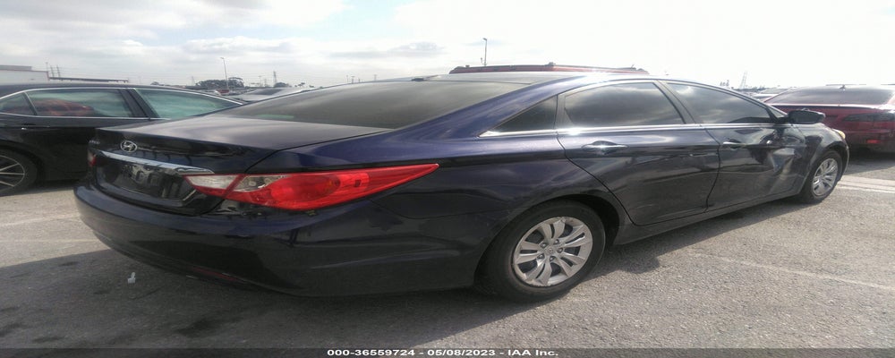 5NPEB4AC0BH210118 2011 HYUNDAI SONATA photo no. 4