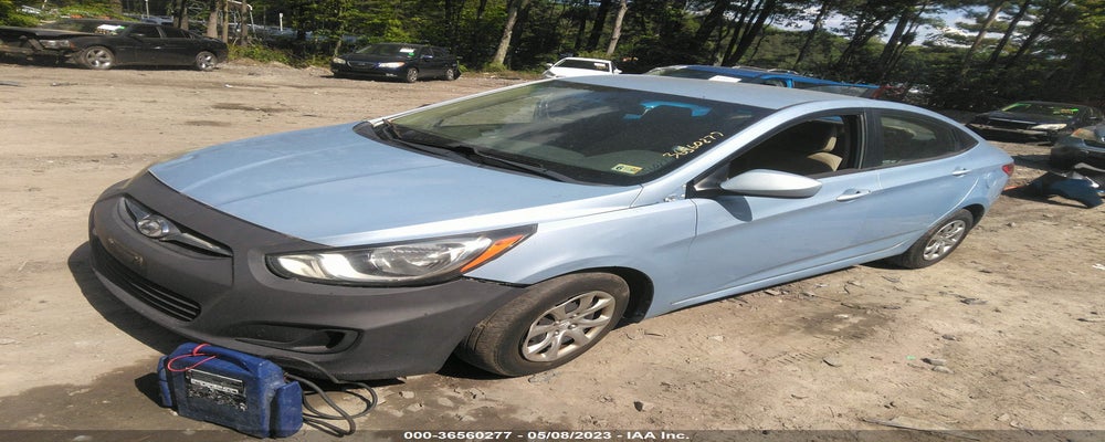 KMHCT4AE3EU613599 2014 HYUNDAI ACCENT photo no. 2