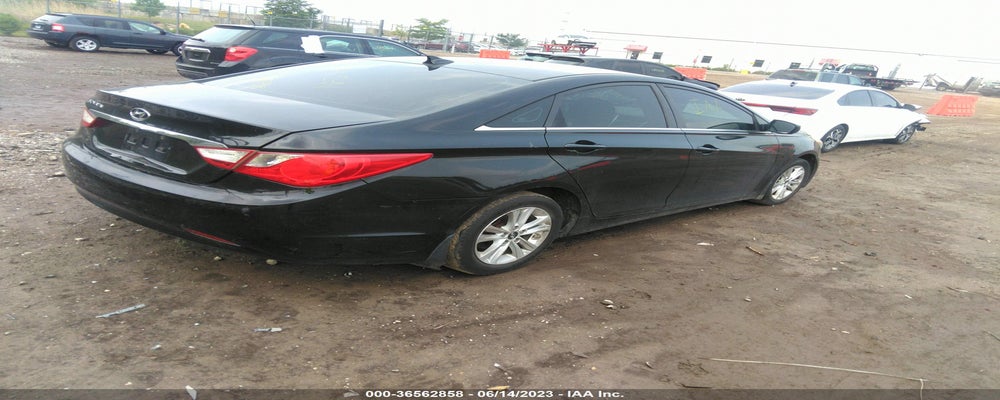 5NPEB4AC2DH578142 2013 HYUNDAI SONATA photo no. 4