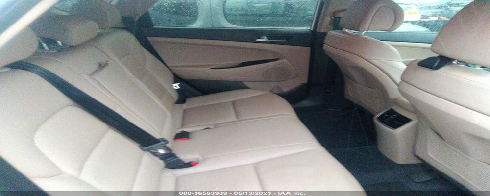 KM8J33A44HU500466 2017 HYUNDAI TUCSON photo no. 8