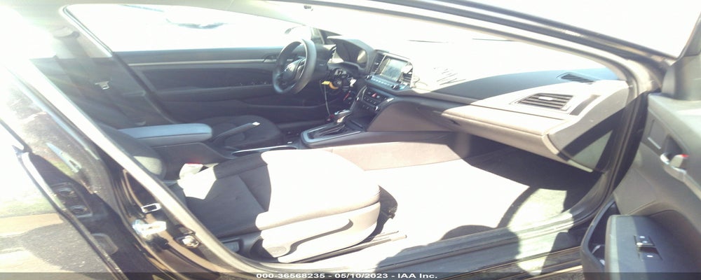 KMHD84LF1JU513510 2018 HYUNDAI ELANTRA photo no. 5