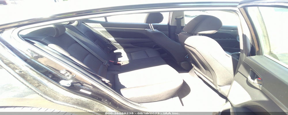 KMHD84LF1JU513510 2018 HYUNDAI ELANTRA photo no. 8