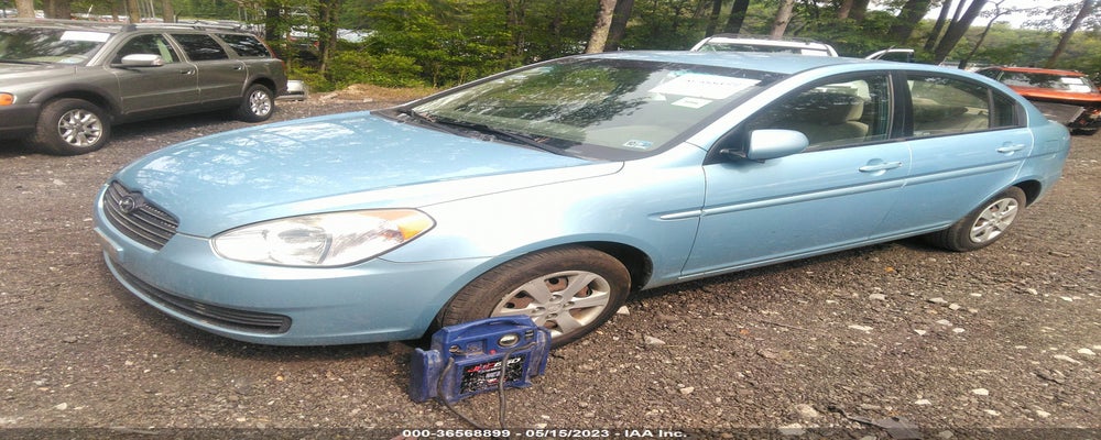 KMHCN4AC1AU518140 2010 HYUNDAI ACCENT photo no. 2