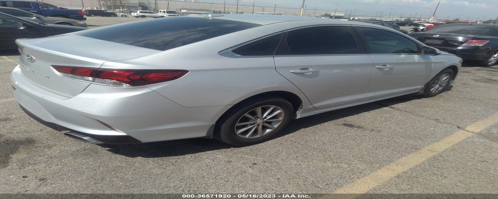5NPE24AF4JH674439 2018 HYUNDAI SONATA photo no. 4