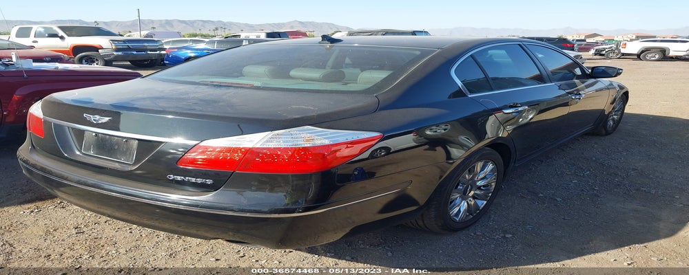 KMHGC4DE4BU136030 2011 HYUNDAI GENESIS photo no. 4