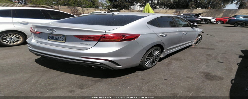 KMHD04LB8HU359828 2017 HYUNDAI ELANTRA photo no. 4