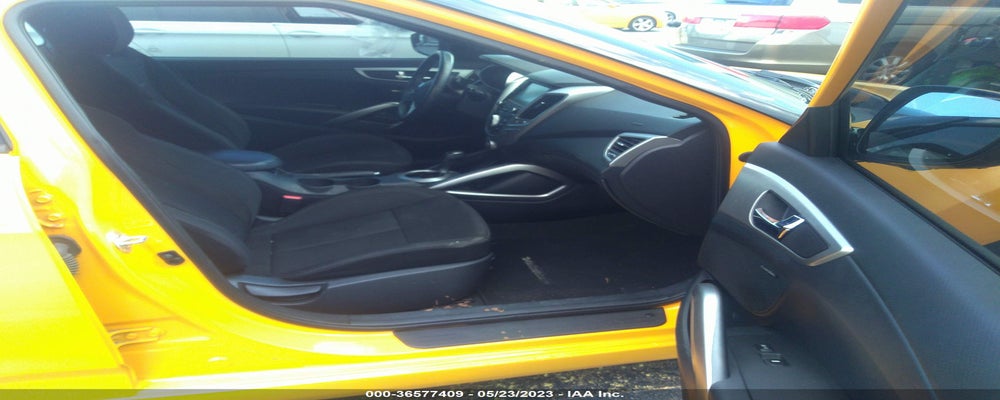 KMHTC6AD8HU315766 2017 HYUNDAI VELOSTER photo no. 5