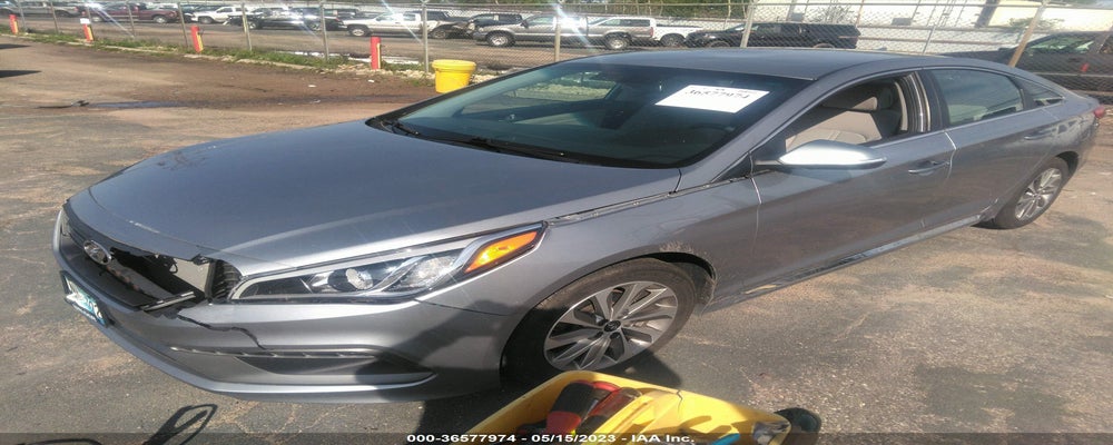 5NPE34AF1FH045936 2015 HYUNDAI SONATA photo no. 2
