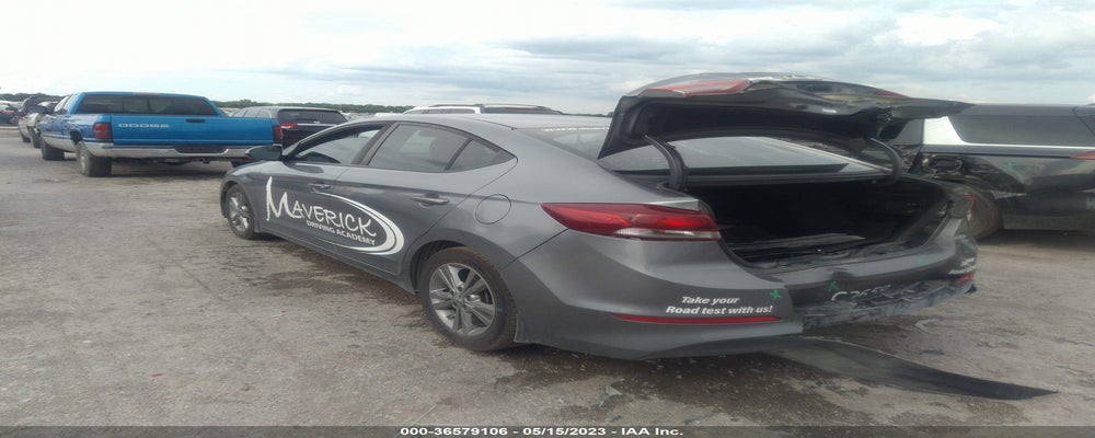 KMHD84LF9JU687521 2018 HYUNDAI ELANTRA photo no. 3