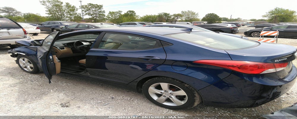 KMHDH4ae4du684184 2013 HYUNDAI ELANTRA photo no. 3