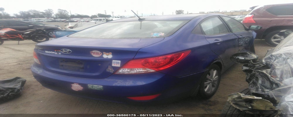 KMHCU4AE9DU479581 2013 HYUNDAI ACCENT photo no. 4