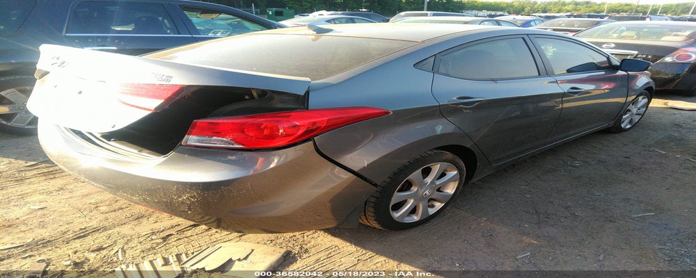 5NPDH4AE0DH290597 2013 HYUNDAI ELANTRA photo no. 4