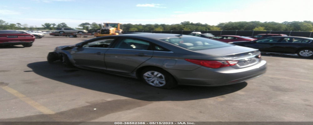 5NPEB4AC7BH277850 2011 HYUNDAI SONATA photo no. 3