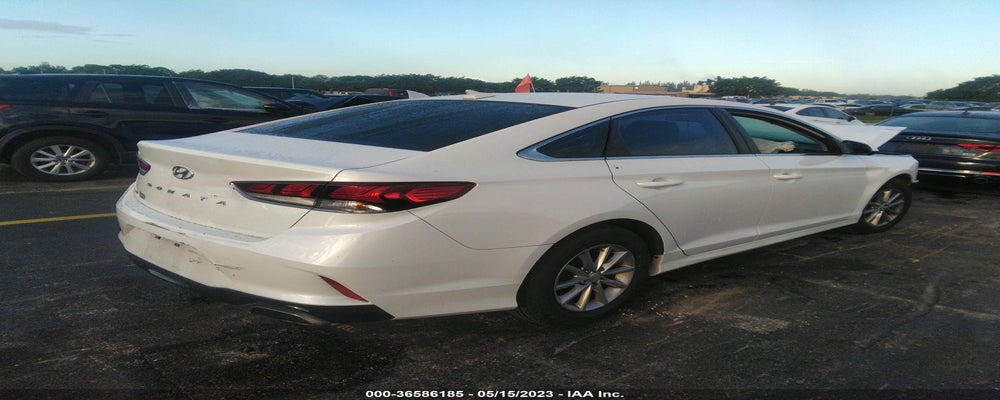 5NPE24AF5JH708646 2018 HYUNDAI SONATA photo no. 4