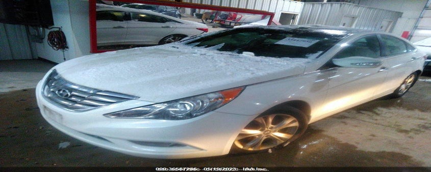 5NPEC4AC8CH409612 2012 HYUNDAI SONATA photo no. 2