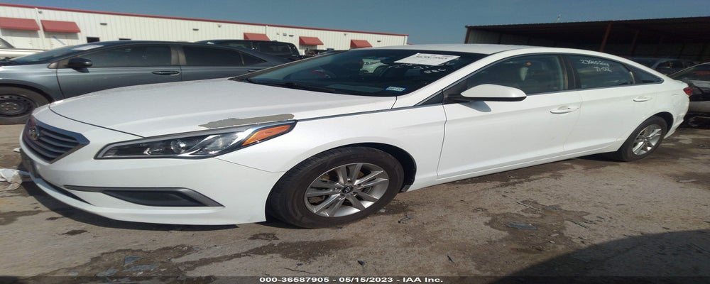 5NPE24AF0HH454175 2017 HYUNDAI SONATA photo no. 2