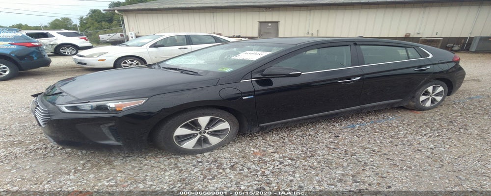 KMHC75LD7KU106831 2019 HYUNDAI IONIQ PLUG-IN HYBRID photo no. 2