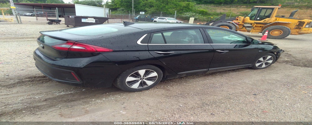 KMHC75LD7KU106831 2019 HYUNDAI IONIQ PLUG-IN HYBRID photo no. 4