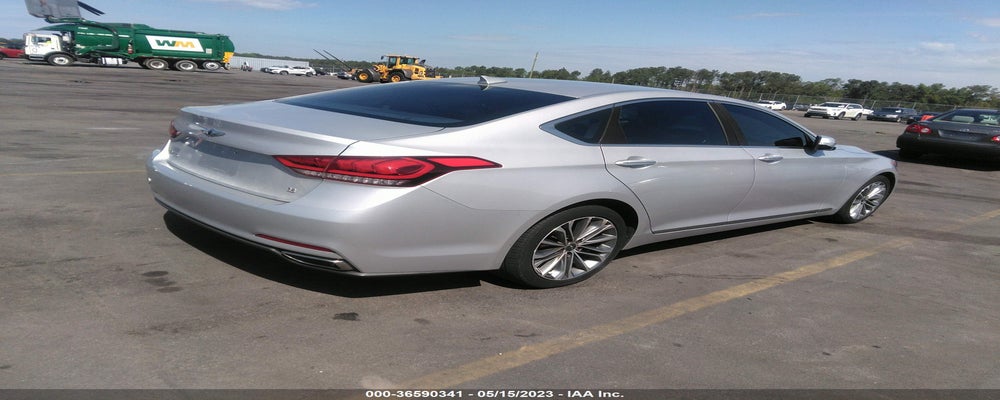 KMHGN4JE9FU065430 2015 HYUNDAI GENESIS photo no. 4