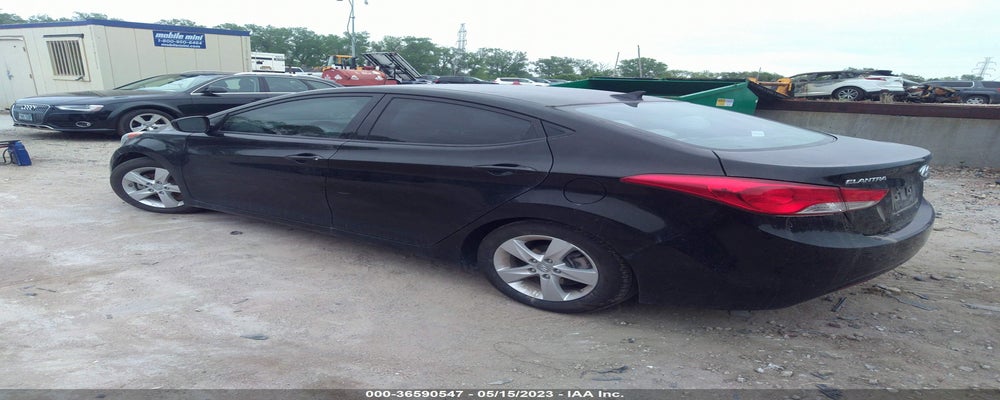 5NPDH4AE1DH369163 2013 HYUNDAI ELANTRA photo no. 3