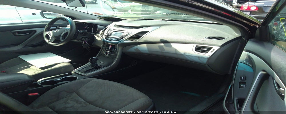5NPDH4AE8GH689570 2016 HYUNDAI ELANTRA photo no. 5