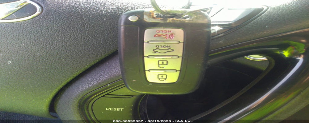 5NPEC4AB4CH419092 2012 HYUNDAI SONATA photo no. 11