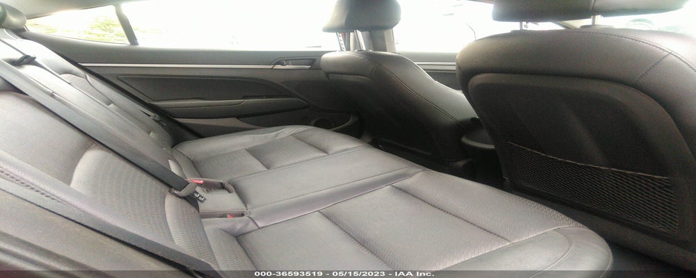 KMHD84LF1HU209023 2017 HYUNDAI ELANTRA photo no. 8