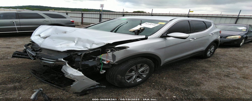 5XYZTDLB6GG352412 2016 HYUNDAI SANTA FE SPORT photo no. 2